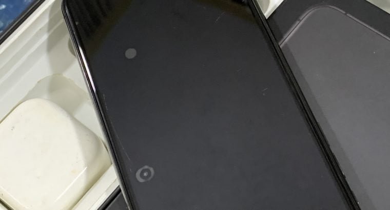 iPhone 11pro max 64gb deux SIM