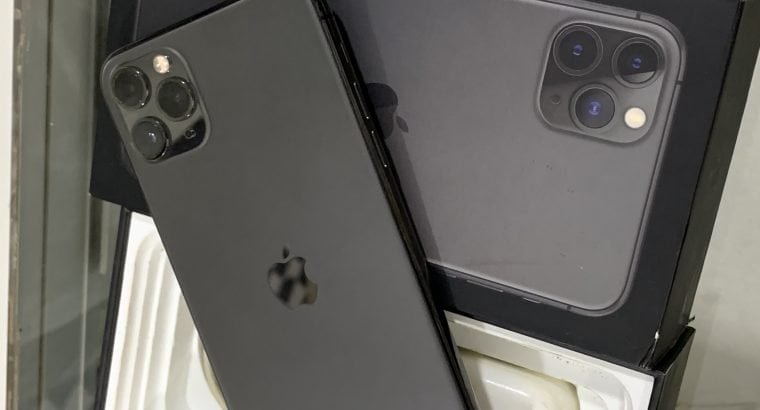 iPhone 11pro max 64gb deux SIM