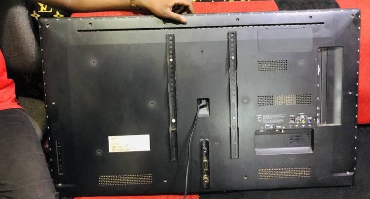 *TV Philips 43pouce Haute smart Full option