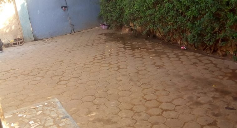 Maison de 200m² à koubia près du CSP al-amine